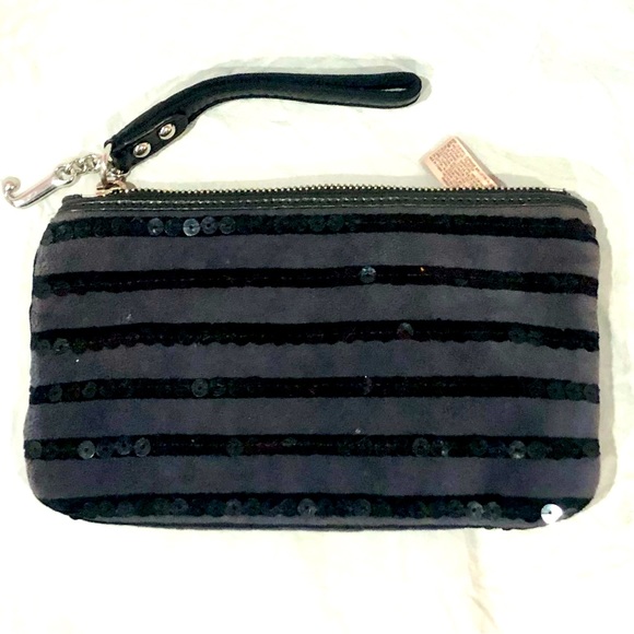 🦋JUICY COUTURE black sequined striped zippered wristlet/purse size 9x5 EUC - Picture 4 of 6